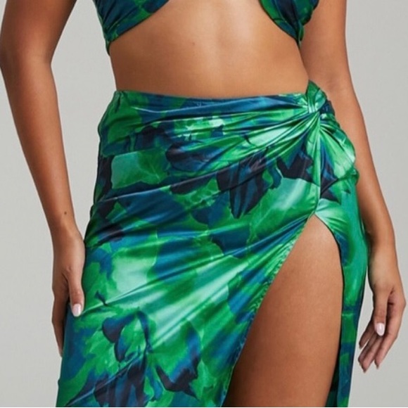 Runaway The Label Top & Skirt Set